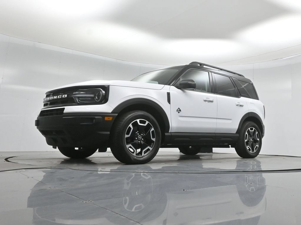 Certified 2022 Ford Bronco Sport Outer Banks w/ Tech Package AWD/4WD image 45
