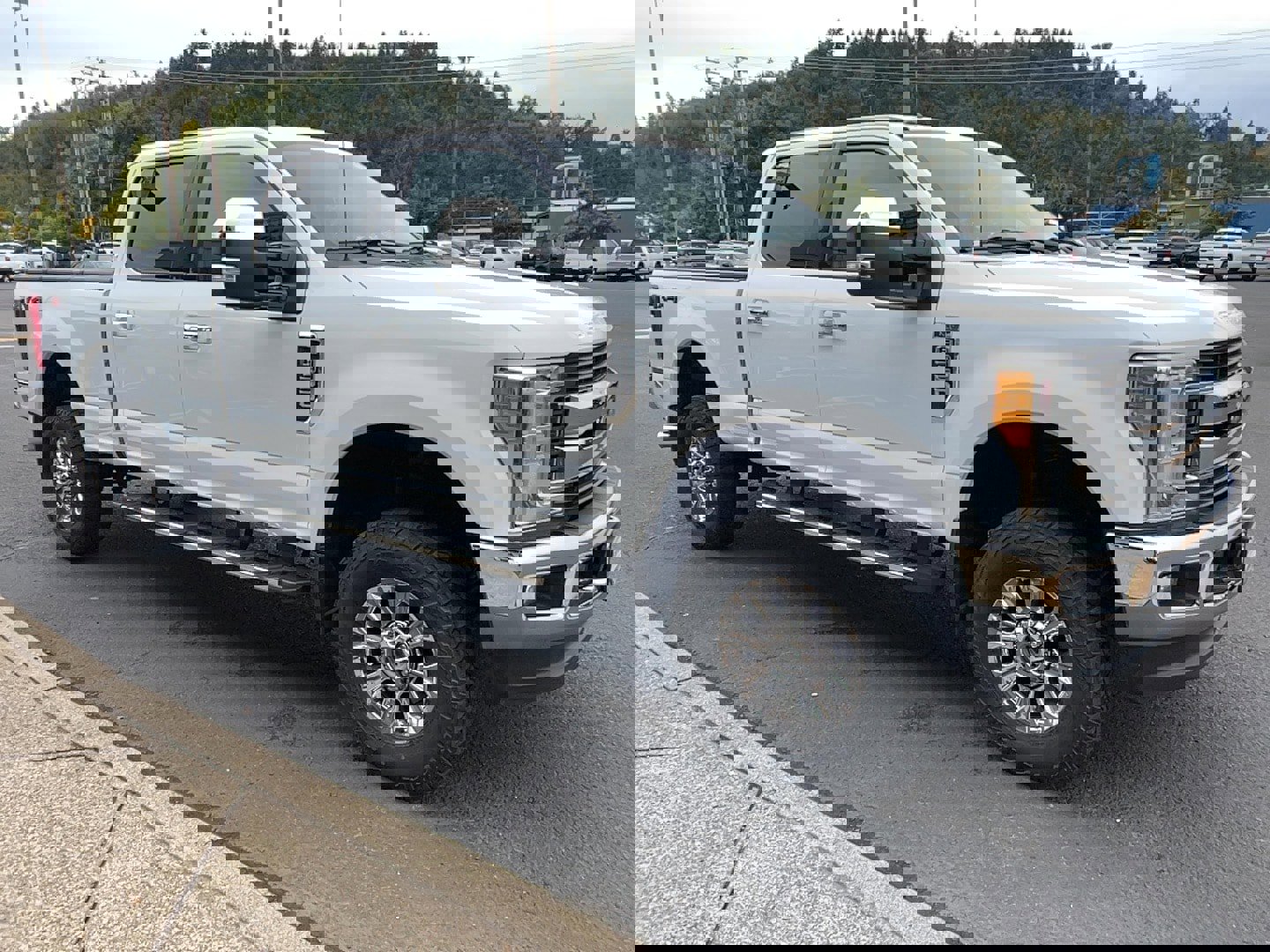 Used 2017 Ford F350 XLT w/ XLT Premium Package image 5
