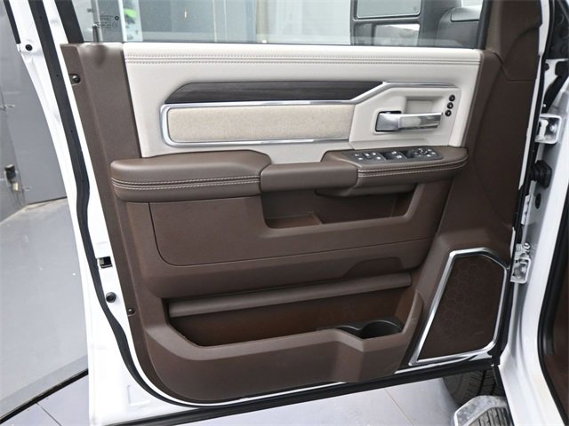 New 2025 RAM 2500 Laramie image 40