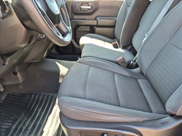 Used 2022 Chevrolet Silverado 1500 Custom Trail Boss w/ LPO, Dark Essentials Package AWD/4WD image 13