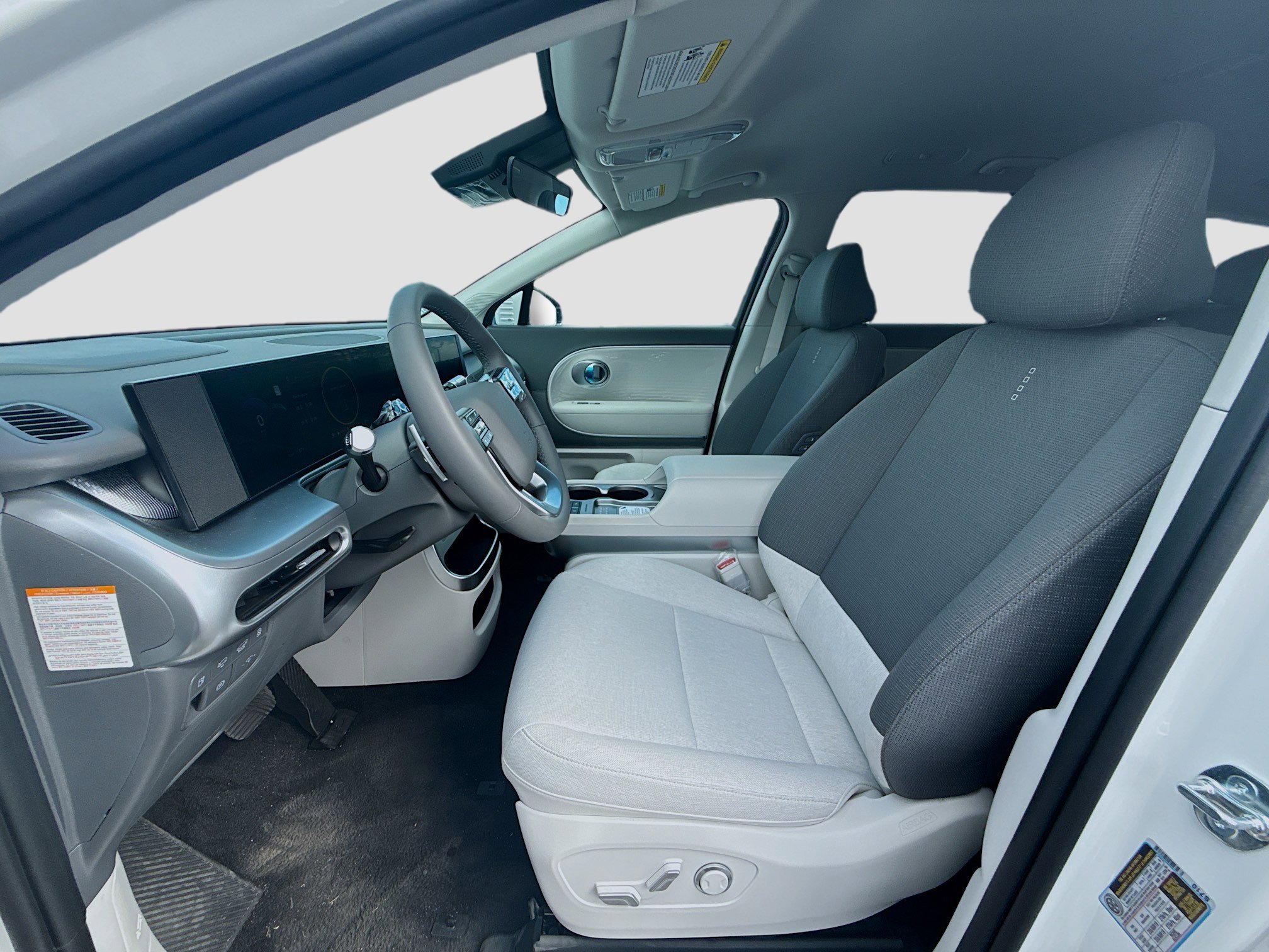 New 2026 Hyundai Ioniq 9 SE image 14