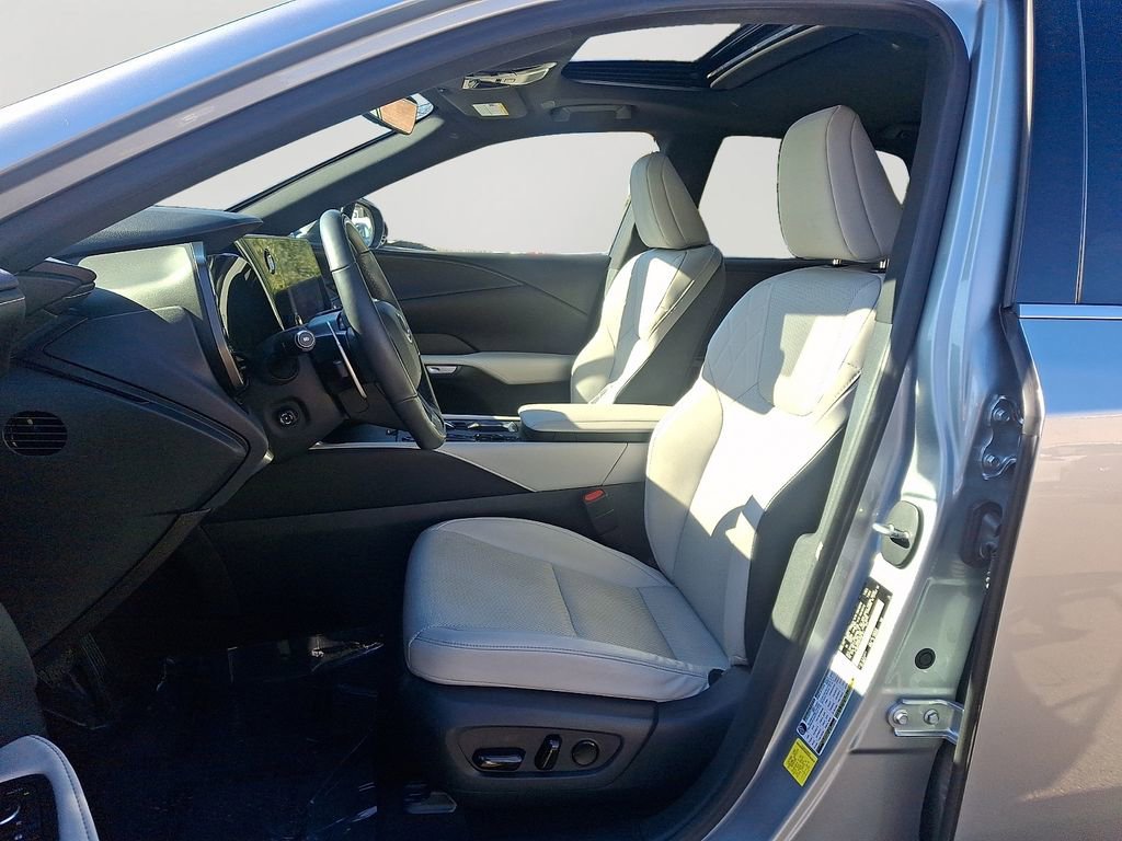 Used 2023 Lexus RX 350 Premium w/ Cold Area Package AWD/4WD image 14