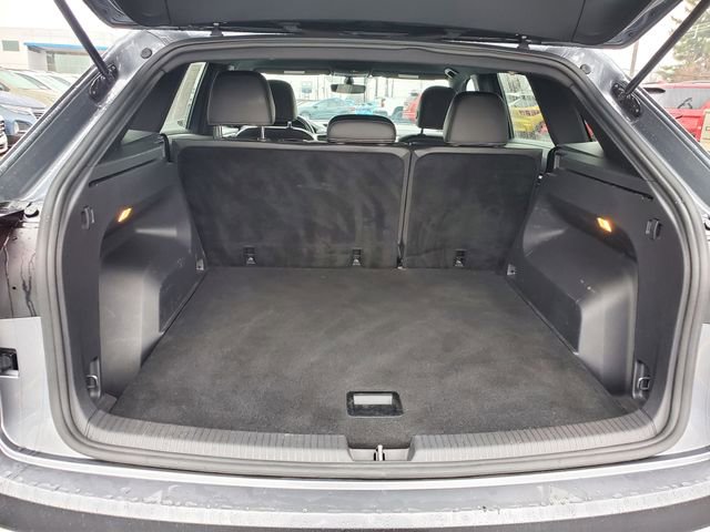 Used 2022 Volkswagen Atlas Cross Sport SE image 10