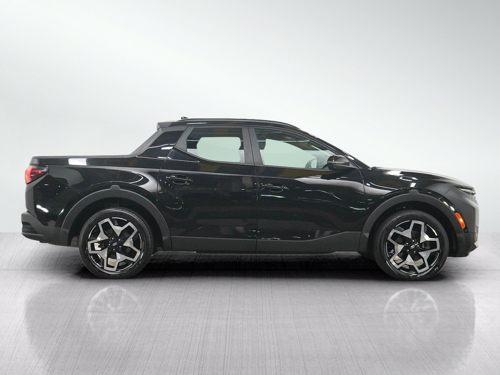 Used 2022 Hyundai Santa Cruz Limited AWD/4WD image 6