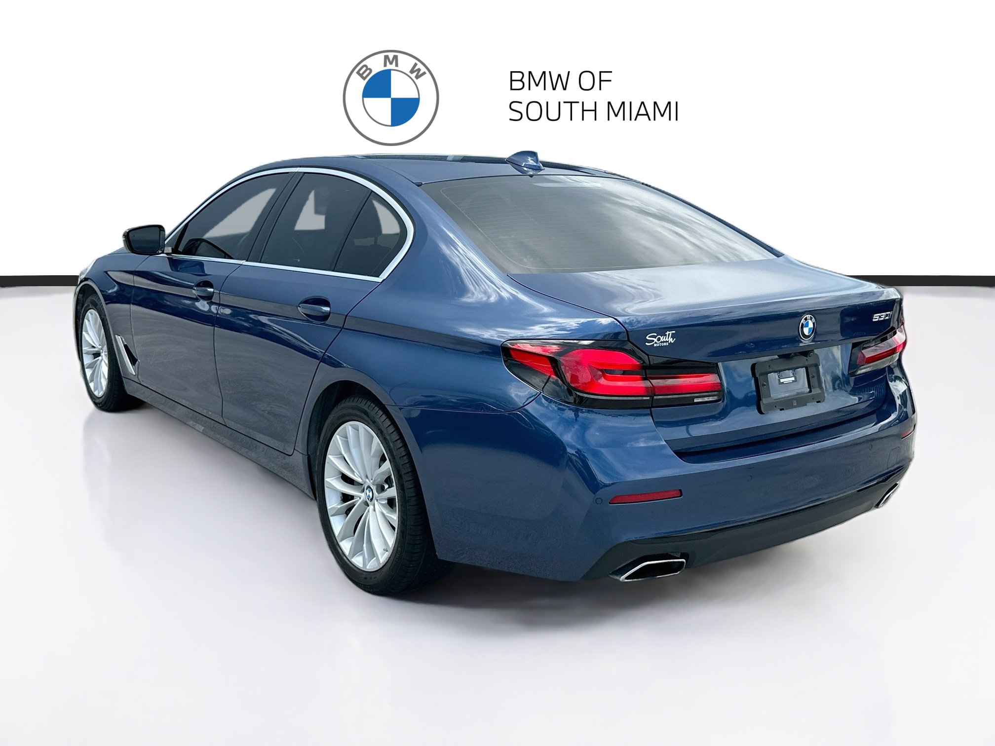 Used 2023 BMW 530i w/ Convenience Package RWD image 5