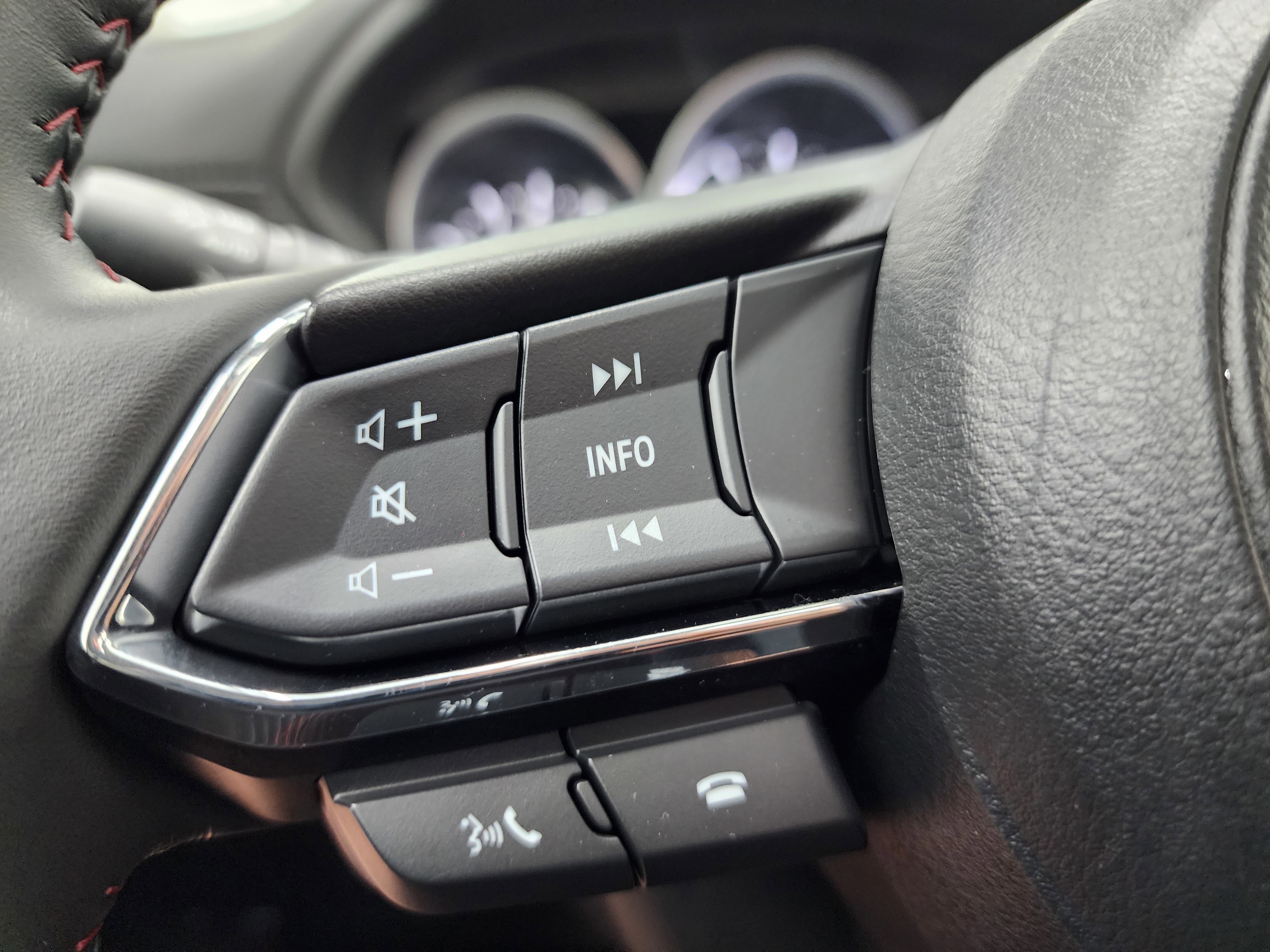 Used 2025 MAZDA CX-5 Carbon Edition image 16
