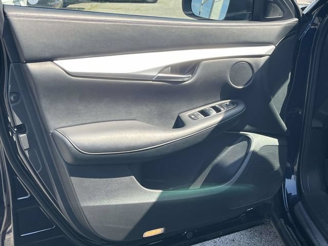 Used 2020 INFINITI QX50 Luxe w/ Navigation Package FWD image 15