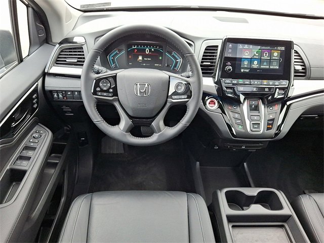 Certified 2024 Honda Odyssey Touring image 8