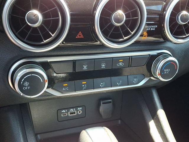 Used 2023 Nissan Sentra SV FWD image 17