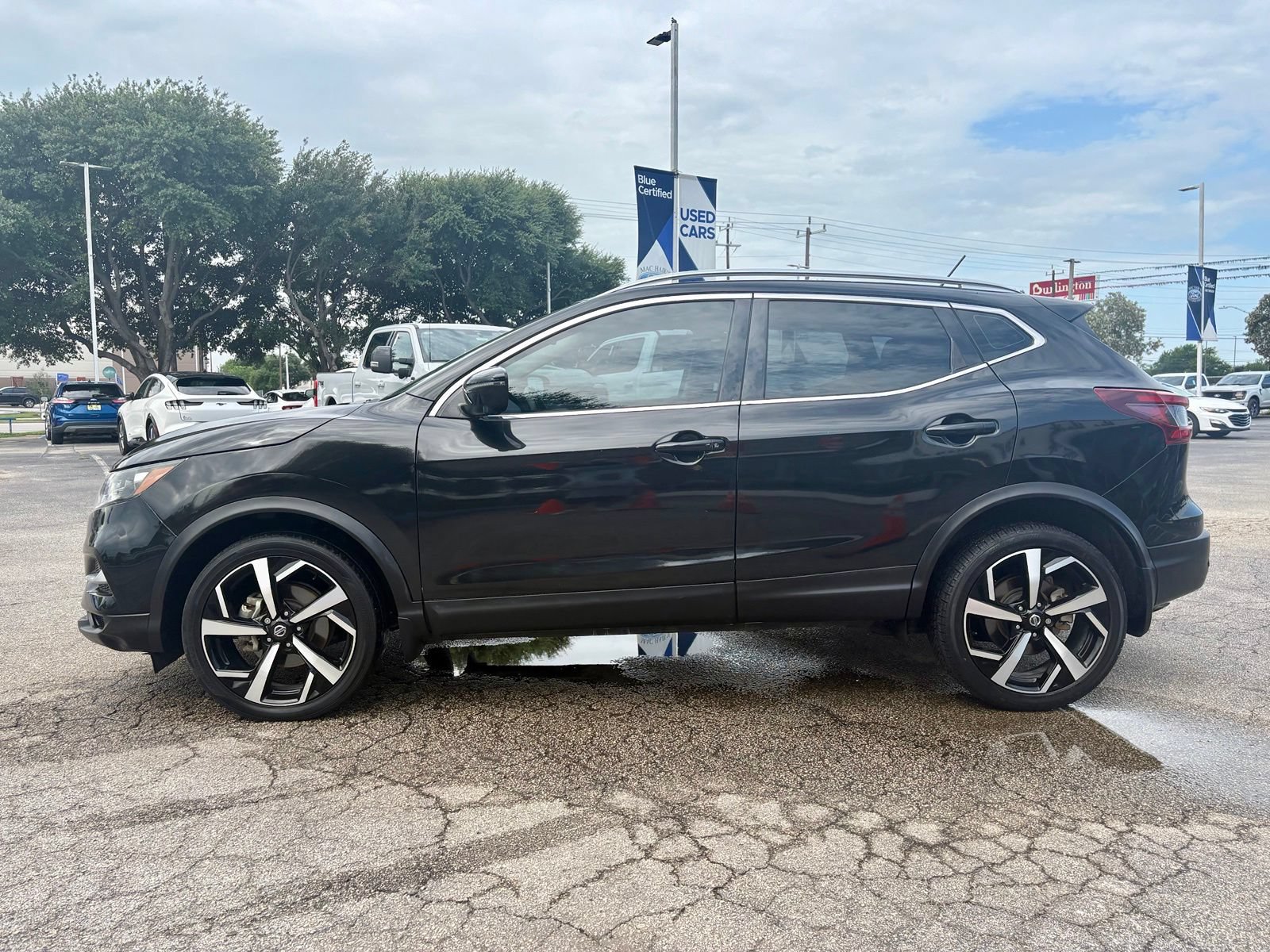 Used 2022 Nissan Rogue Sport SL AWD/4WD image 6