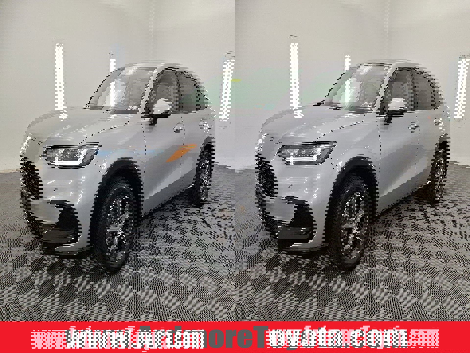 Used 2024 Honda HR-V EX-L image 1