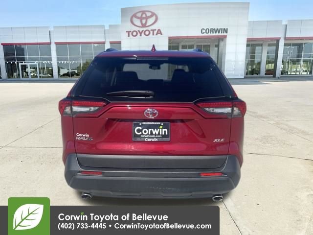 Used 2025 Toyota RAV4 XLE image 4