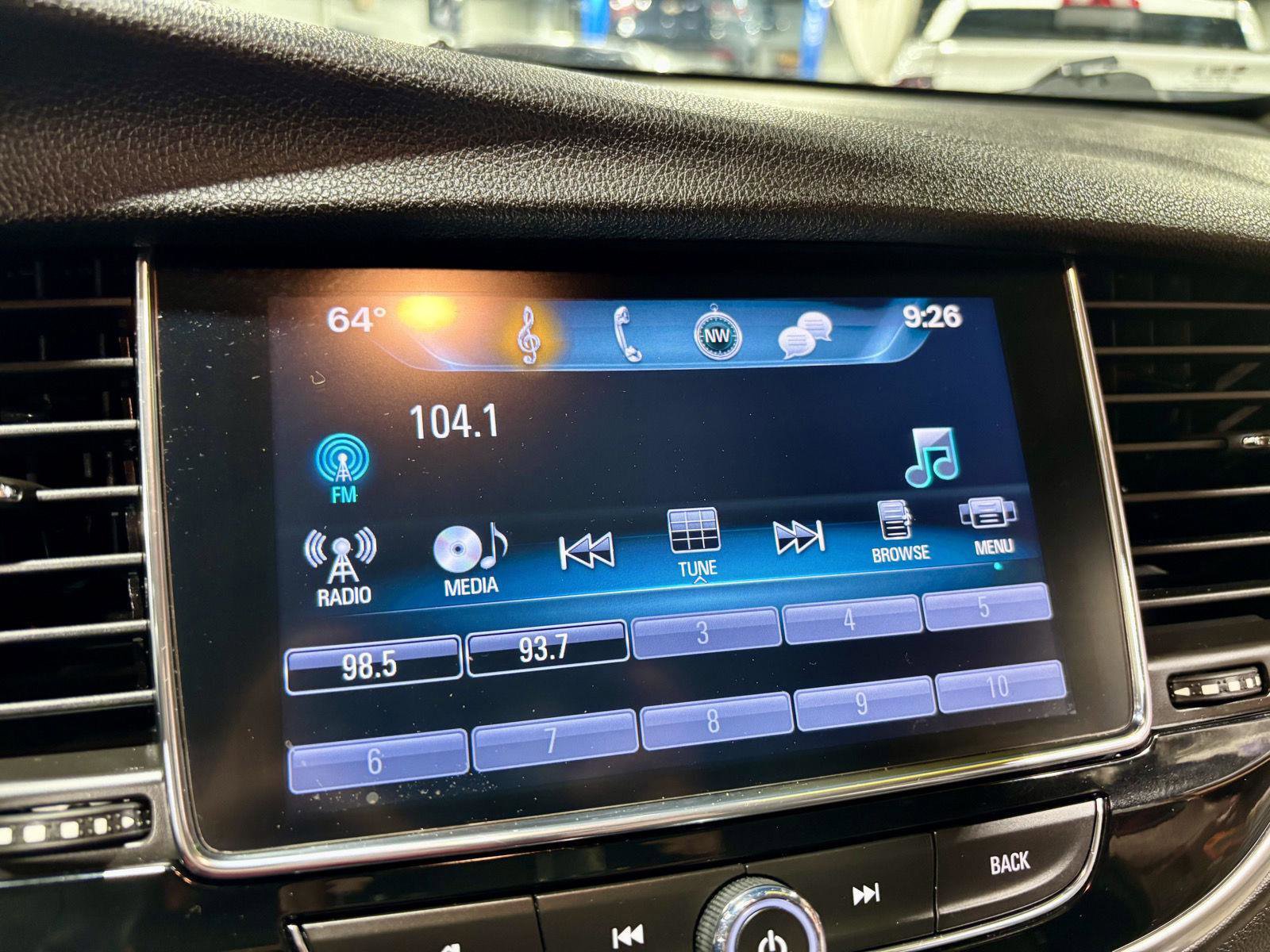 Used 2018 Buick Encore Preferred image 35