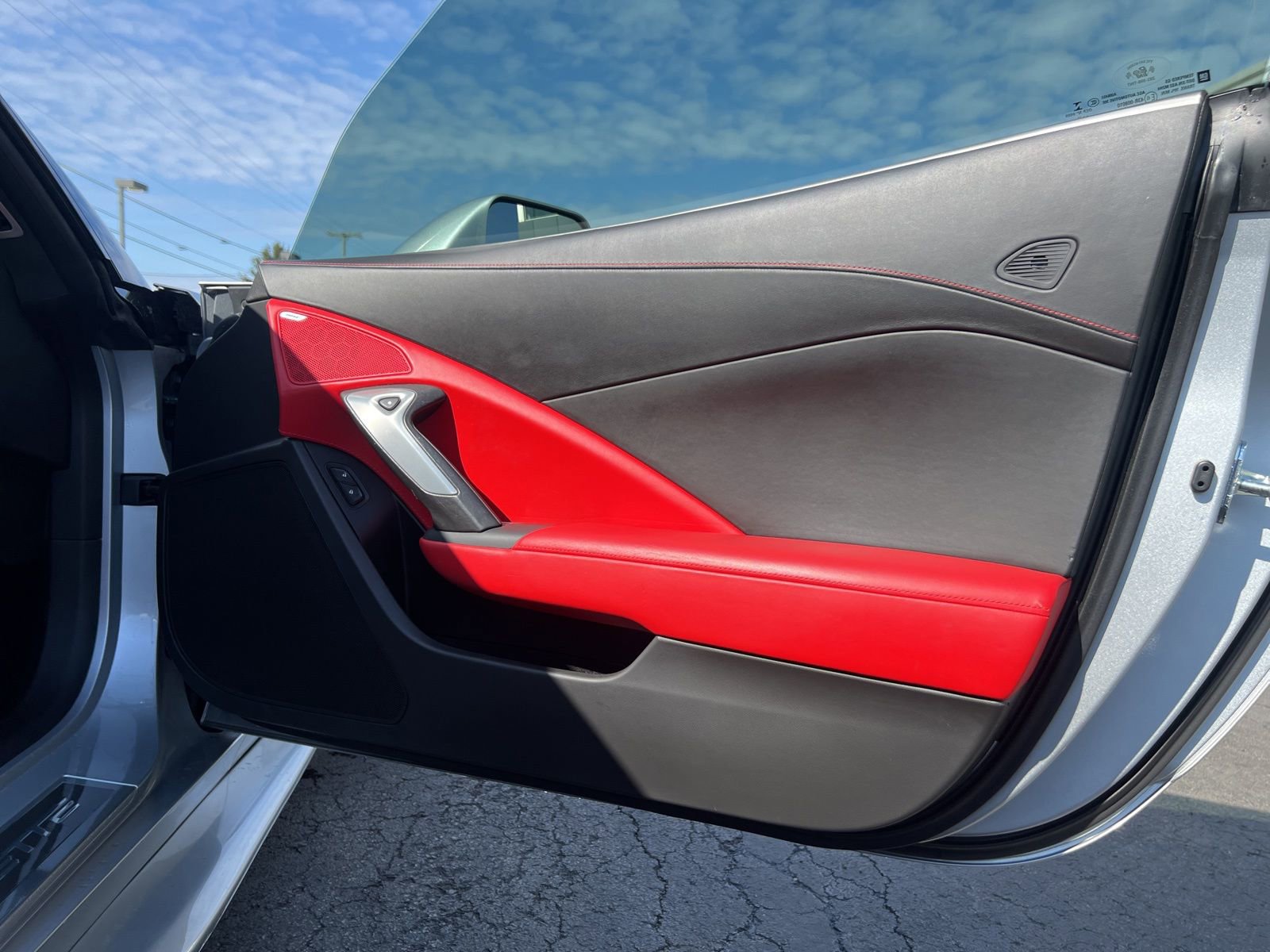 Used 2016 Chevrolet Corvette Z06 w/ 3LZ Preferred Equipment Group RWD image 32
