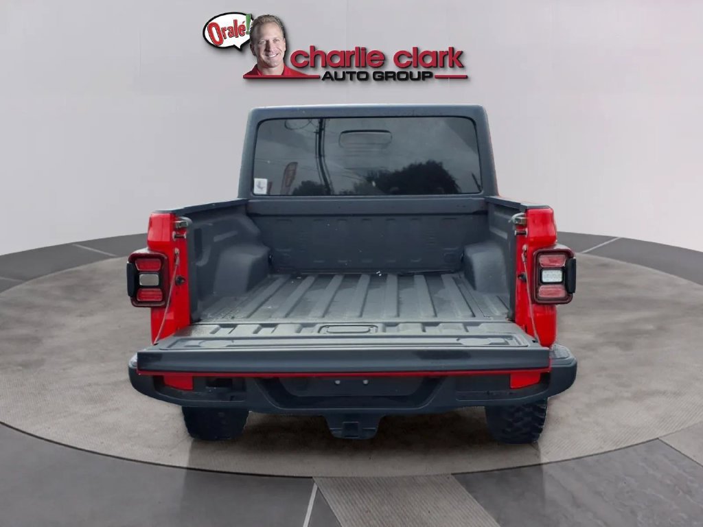 Used 2025 Jeep Gladiator Sport AWD/4WD image 5
