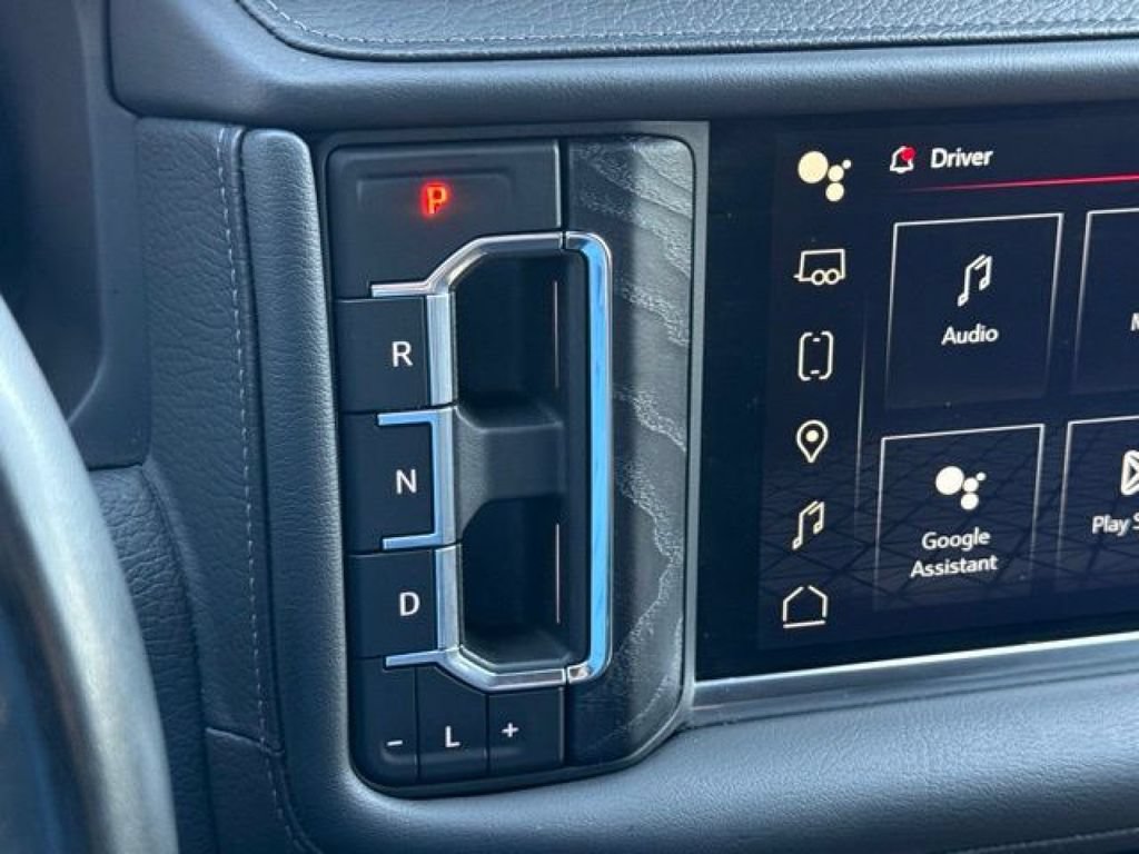 Used 2024 GMC Yukon Denali AWD/4WD image 38