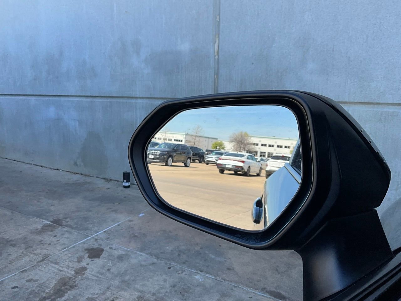 Used 2025 Toyota Corolla LE image 18