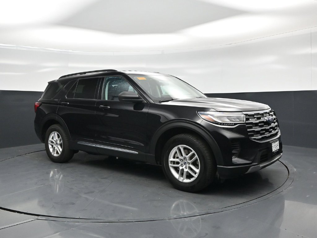 Used 2025 Ford Explorer Active AWD/4WD image 60