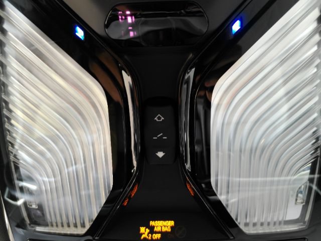 Used 2025 BMW X5 sDrive40i w/ M Sport Package RWD image 60