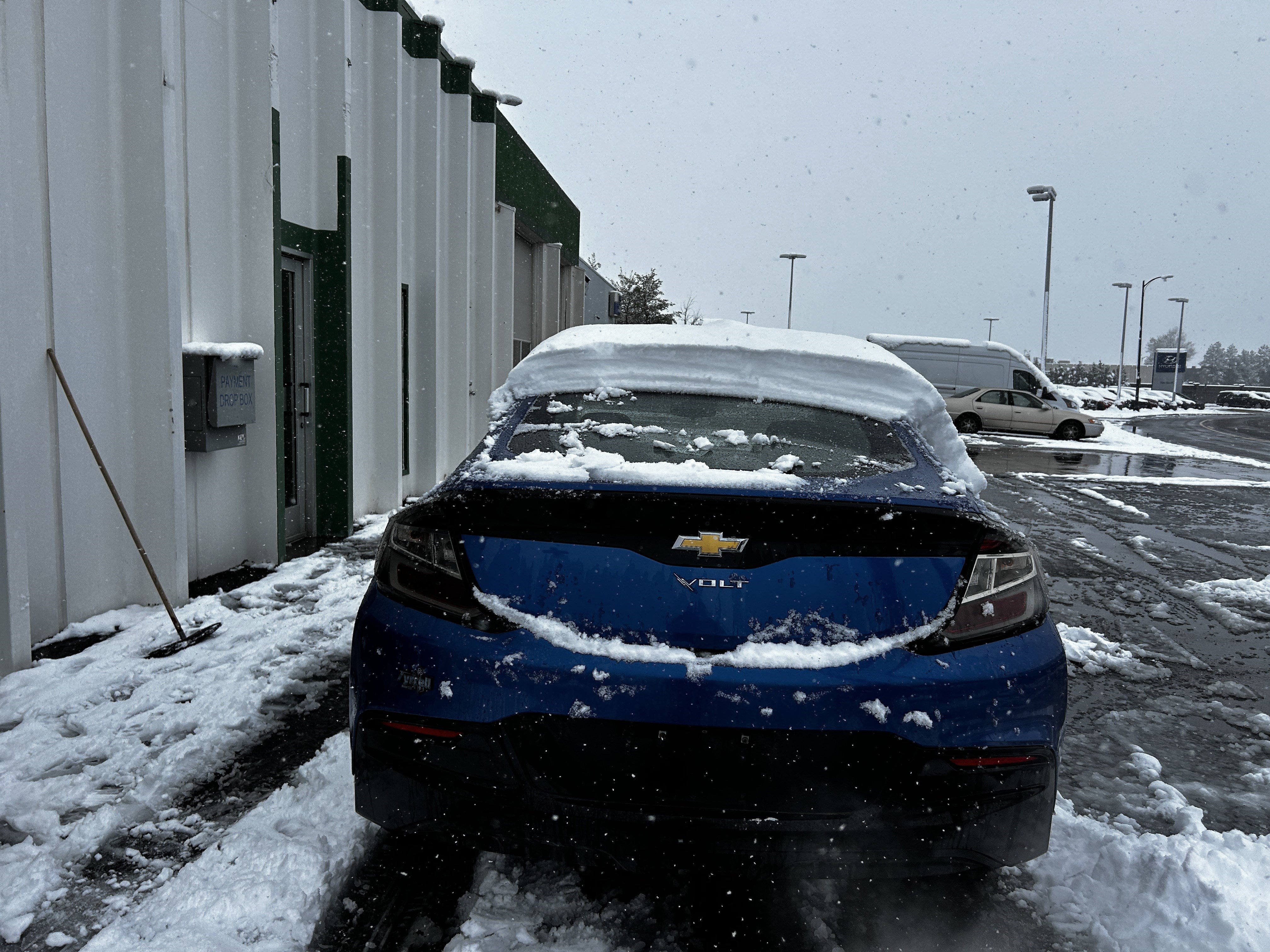 Used 2016 Chevrolet Volt LT w/ Comfort Package FWD image 3