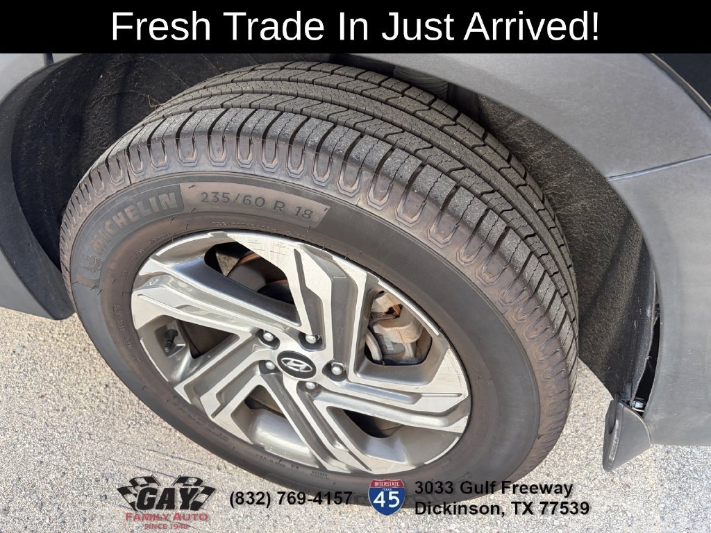 Used 2023 Hyundai Santa Fe SEL w/ Premium Package FWD image 6