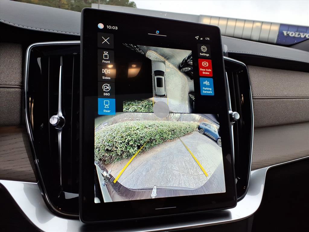 New 2026 Volvo XC90 T8 Plus w/ Protection Package Premier image 18