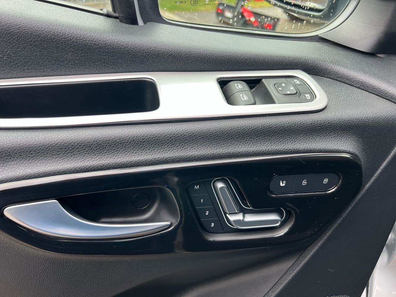 Used 2021 Mercedes-Benz Sprinter 3500 image 29