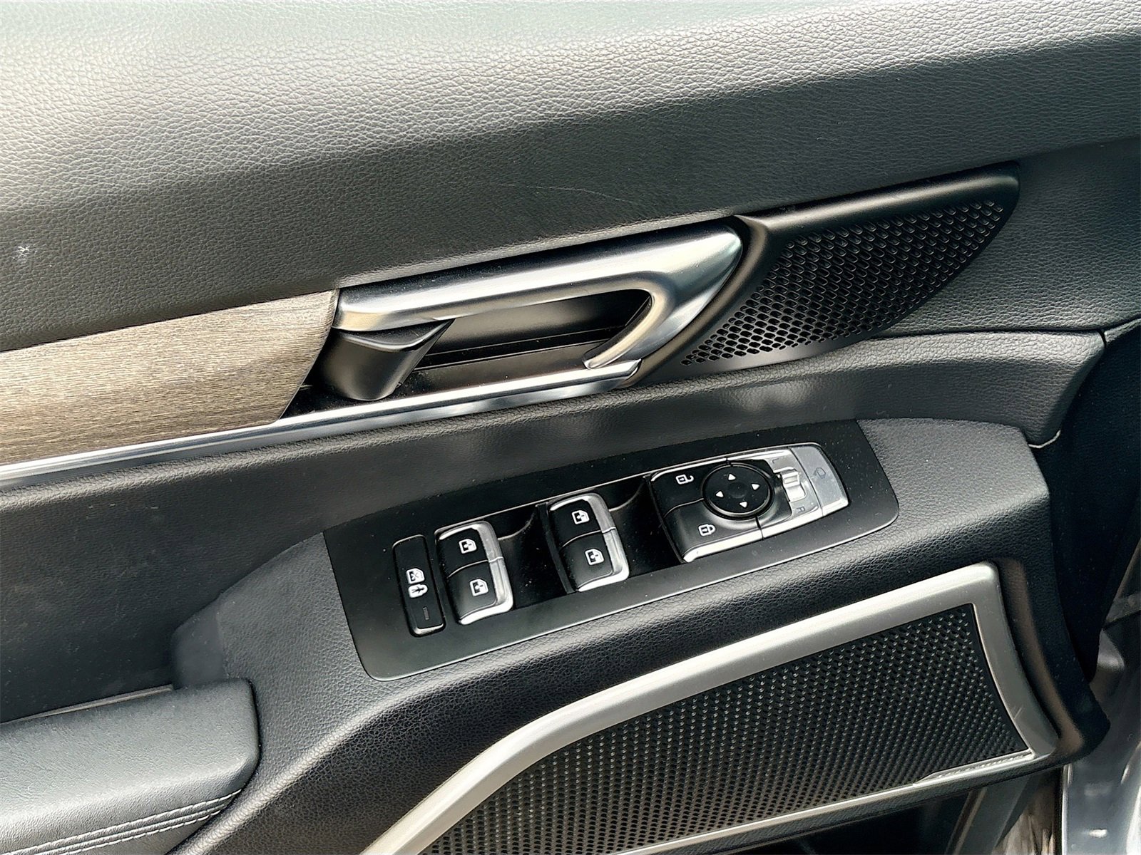 Used 2022 Kia Telluride EX w/ EX Premium Package image 18