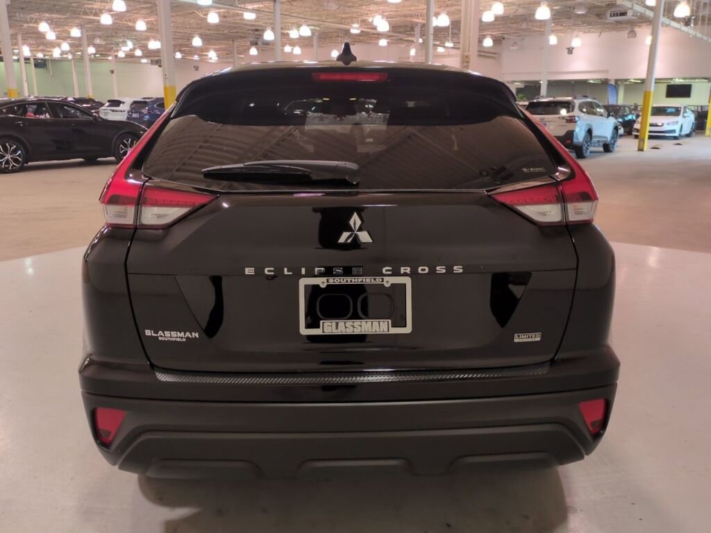 New 2025 Mitsubishi Eclipse Cross LE image 5