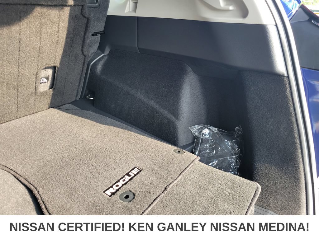 Certified 2023 Nissan Rogue SV AWD/4WD image 44