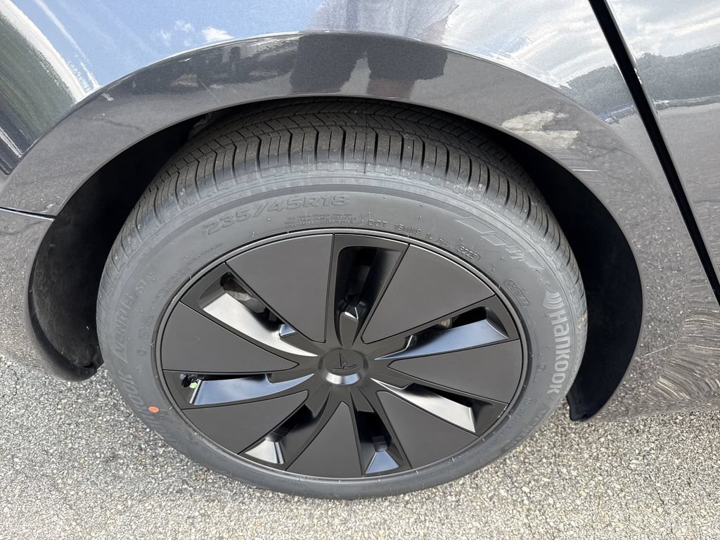 Used 2025 Tesla Model 3 Long Range AWD/4WD image 17