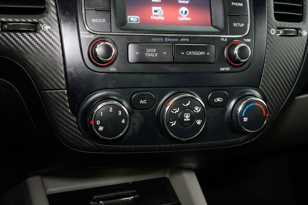 Used 2014 Kia Forte EX image 15