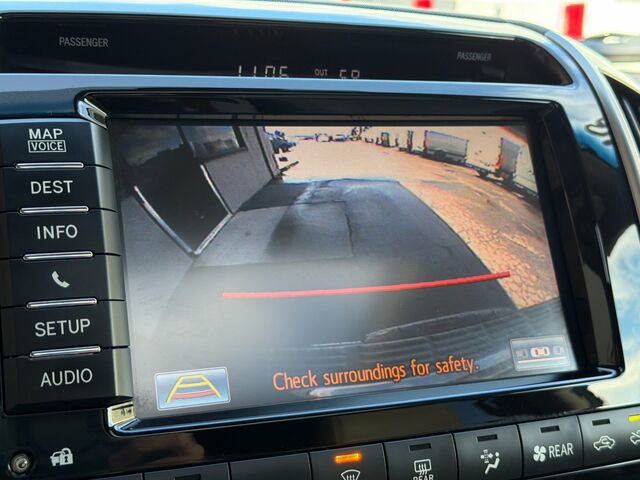 Used 2013 Toyota Land Cruiser AWD/4WD image 24