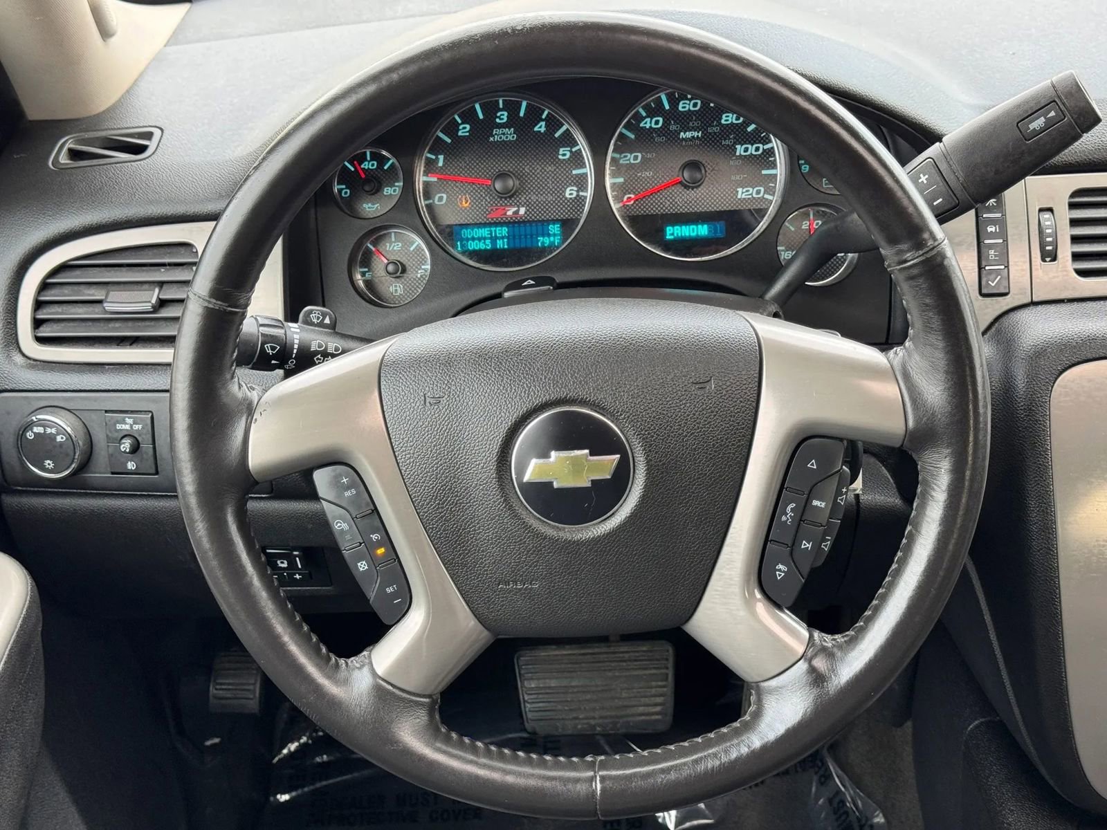 Used 2013 Chevrolet Avalanche LT AWD/4WD image 5