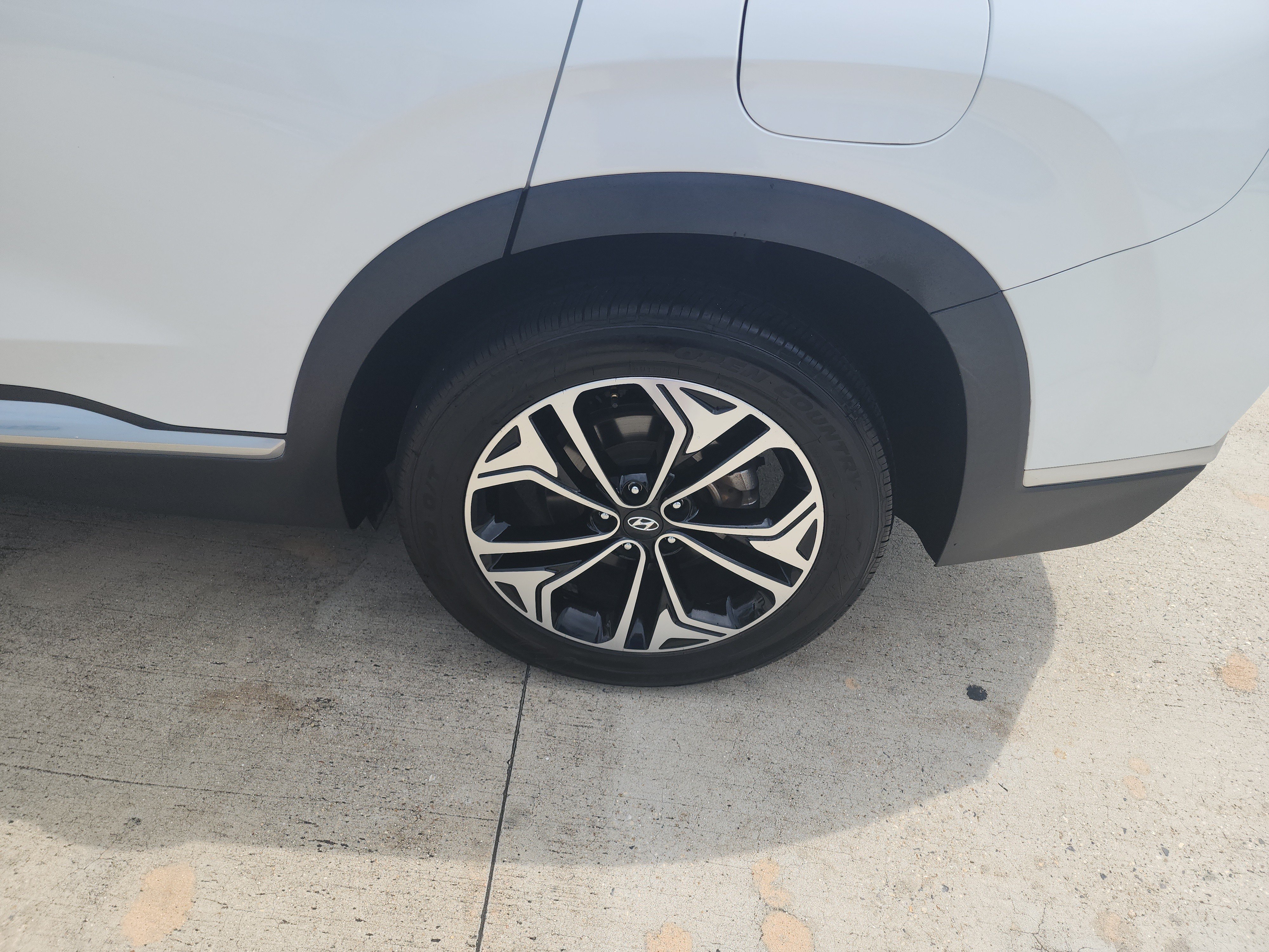 Used 2019 Hyundai Santa Fe FWD image 24
