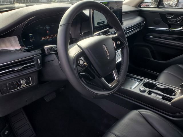 Certified 2023 Lincoln Corsair FWD w/ Equipment Group 101A image 12