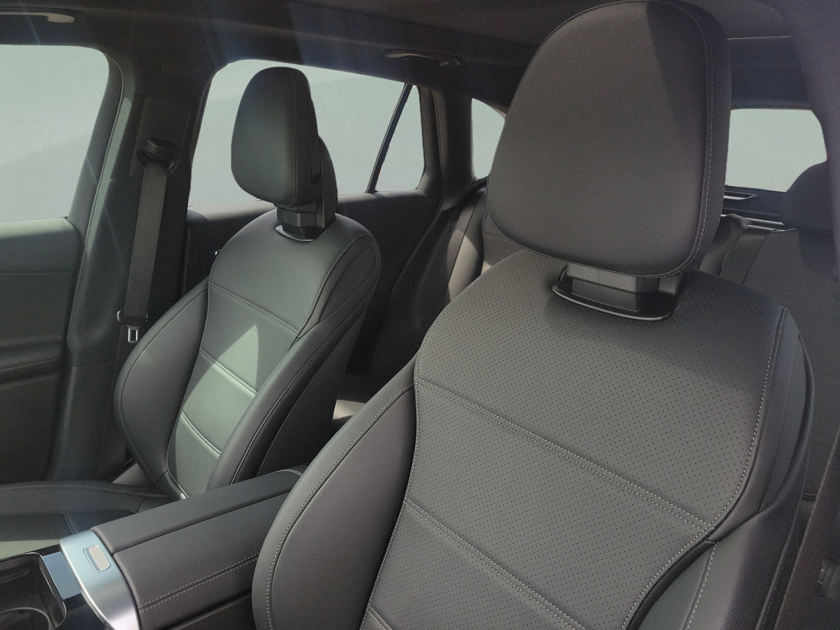 Certified 2026 Mercedes-Benz GLC 300 image 18