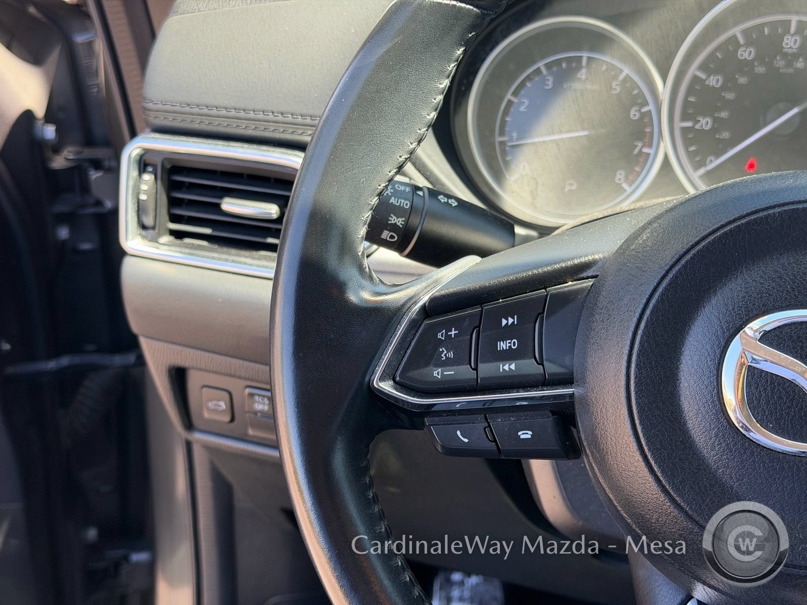 Used 2020 MAZDA CX-5 Touring FWD image 16