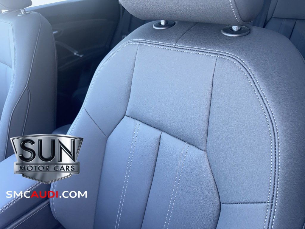 Used 2025 Audi Q5 Premium w/ Convenience Package image 20