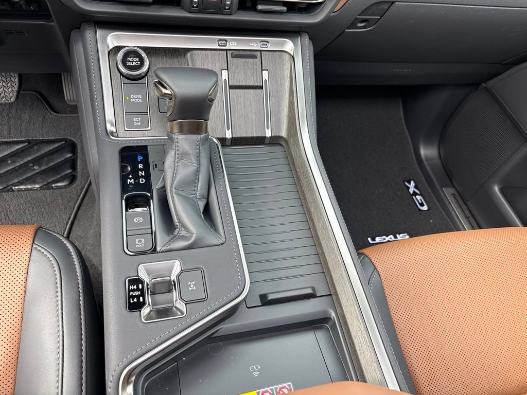 Certified 2026 Lexus GX 550 w/ Accessory Package (2T) AWD/4WD image 16
