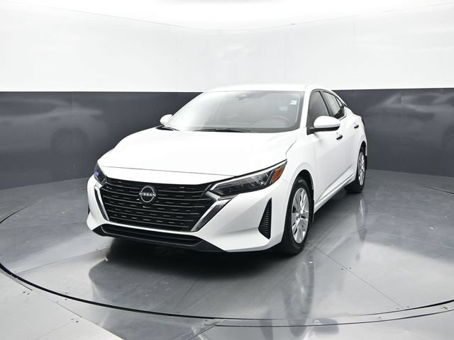 Used 2025 Nissan Sentra S w/ Lighting Package FWD image 4