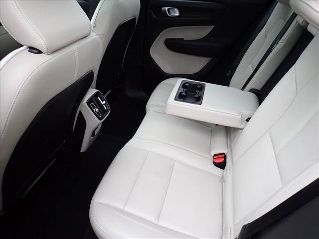 Used 2021 Volvo XC40 T5 Inscription w/ Advanced Package AWD/4WD image 9