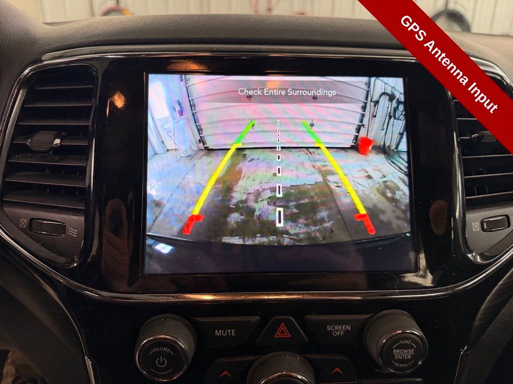 Used 2021 Jeep Grand Cherokee Laredo X image 28