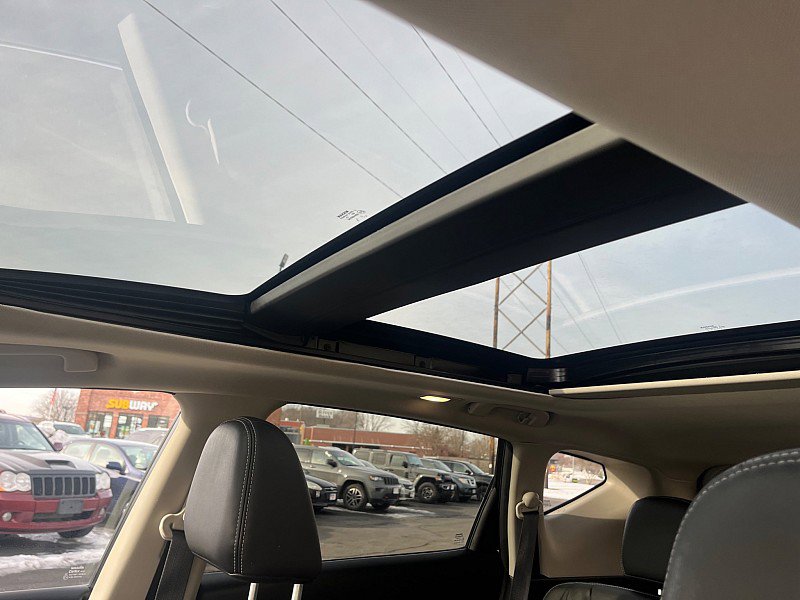 Used 2023 Nissan Murano SV image 15