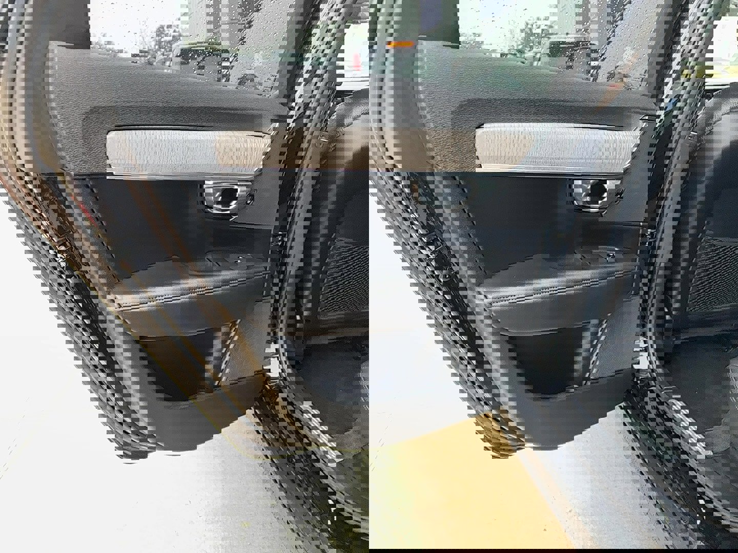 Certified 2023 Volvo V90 B6 Cross Country Plus image 15