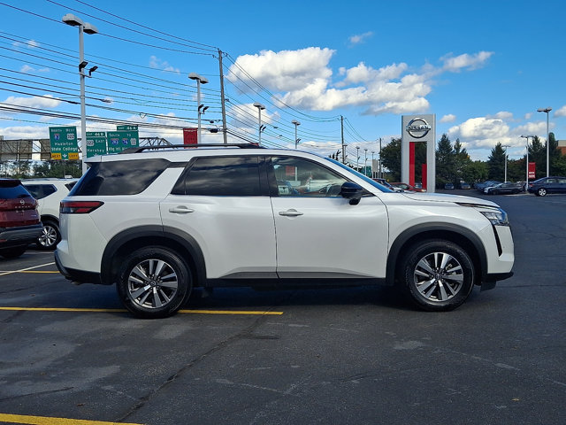 Certified 2026 Nissan Pathfinder SL AWD/4WD image 7