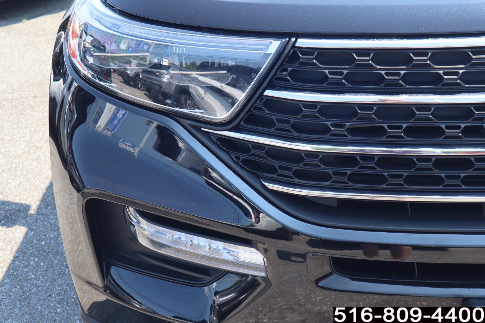 Used 2023 Ford Explorer XLT w/ Equipment Group 202A AWD/4WD image 11
