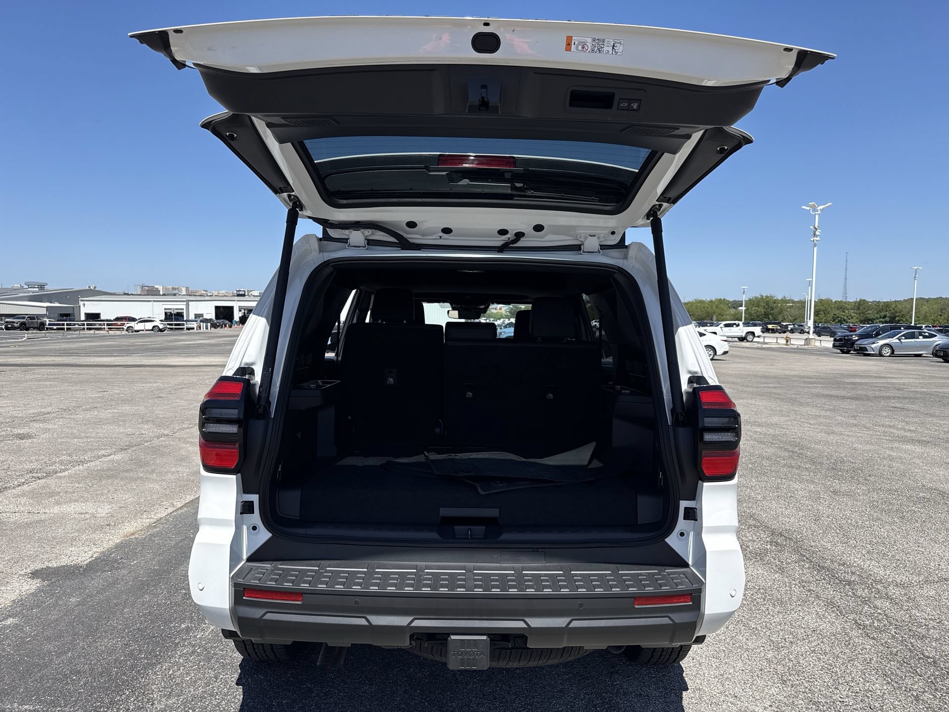 Certified 2025 Toyota 4Runner TRD Off-Road Premium AWD/4WD image 21
