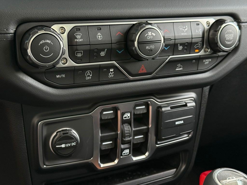 New 2026 Jeep Gladiator Sport AWD/4WD image 21