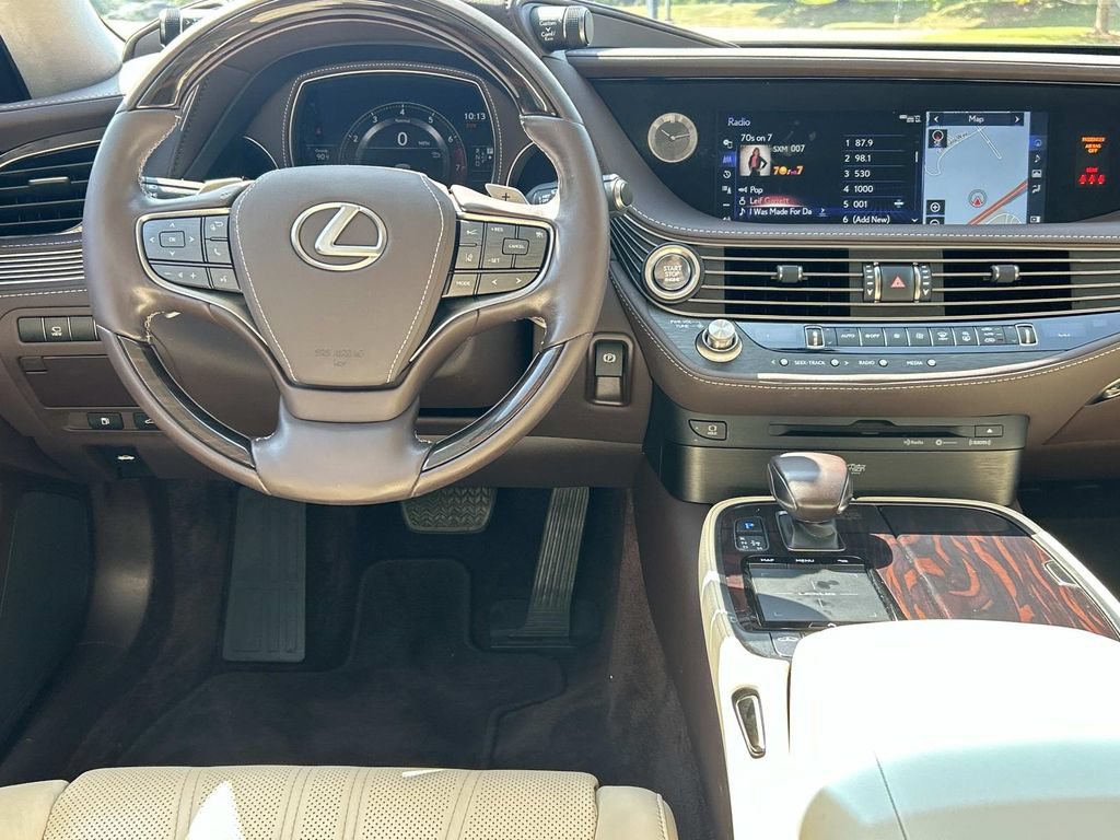 Used 2019 Lexus LS 500 AWD w/ Luxury Package image 24